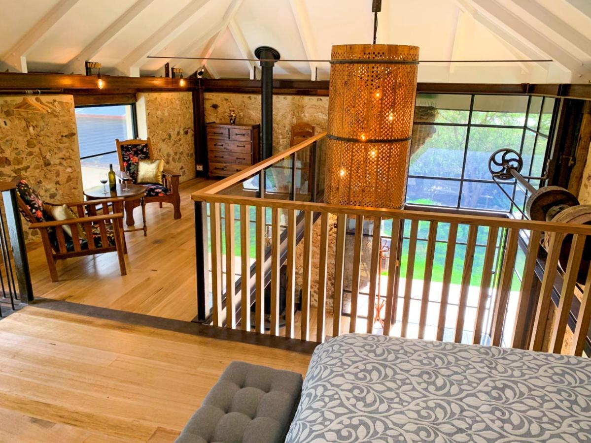 The Old Chaff Mill Organic Vineyard Retreat Bed and Breakfast Sellicks Hill Buitenkant foto